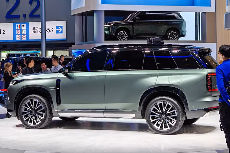 Trumpchi là một thương hiệu xe du lịch thuộc tập đoàn GAC của Trung Quốc và cũng đang bán xe tại Việt Nam. Tập trung vào sản xuất xe chạy bằng xăng và xe plug-in hybrid.