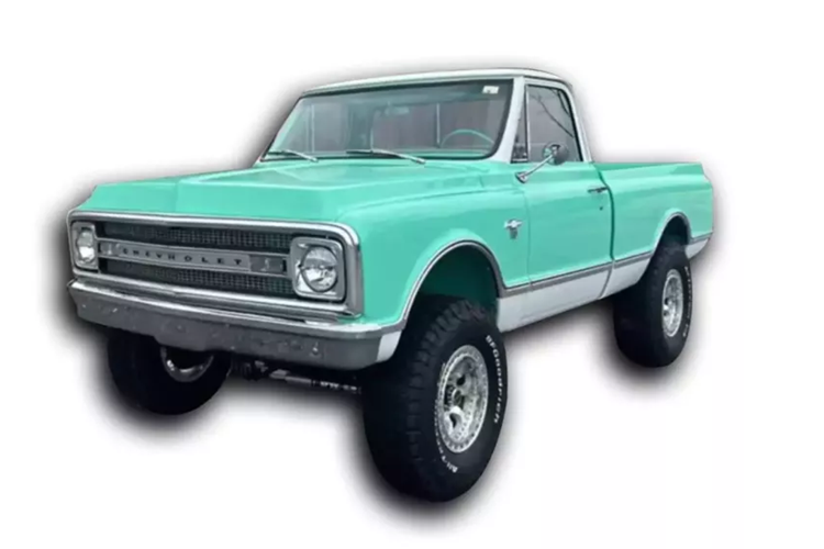 Ngoài ra, sẽ có 1 chiếc siêu xe Ferrari 575M Maranello F1 đến để cho giới mê xe chiêm ngưỡng. Lamborghini Huracan EVO Spyder, Lamborghini Huracan Sterrato hay Lamborghini Huracan Performante, riêng chiếc xe địa hình của Huracan sẽ có đến 3 chiếc góp mặt.