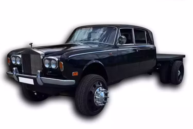 Danh sách tiếp theo có Mercedes-AMG GT Black Series, Chevrolet K10 hay Rolls-Royce Silver Shadow cũng là những nhân tố rất lạ mắt tham dự Gumball 3000 2024 lần này.