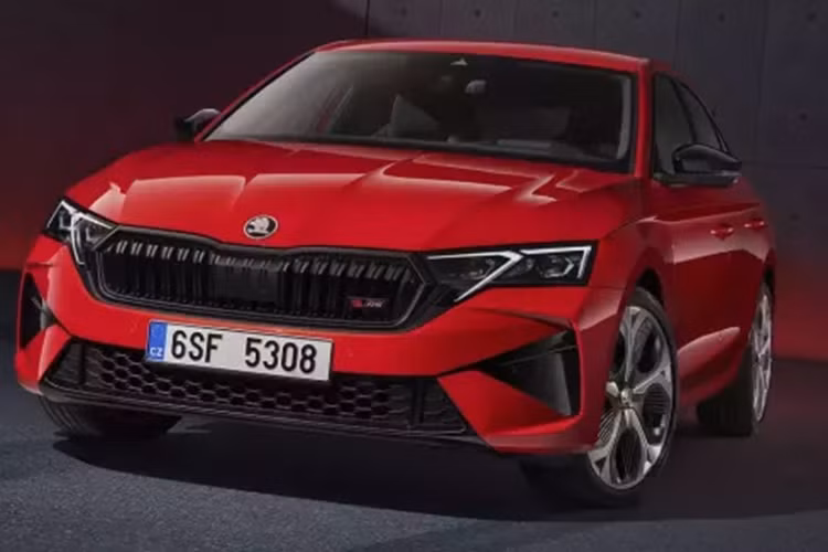 Ở bản RS, Skoda Octavia 2024 được trang bị động cơ xăng 4 xi-lanh, tăng áp, dung tích 2.0L với công suất tối đa tăng lên 261 mã lực và mô-men xoắn cực đại 370 Nm.