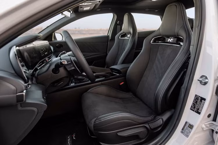 Tại Việt Nam, mẫu xe sedan hiệu năng cao Hyundai Elantra N phiên bản tiền nhiệm từng được giới thiệu và trưng bày tại hệ thống đại lý Hyundai tại Việt Nam vào đầu năm 2023.