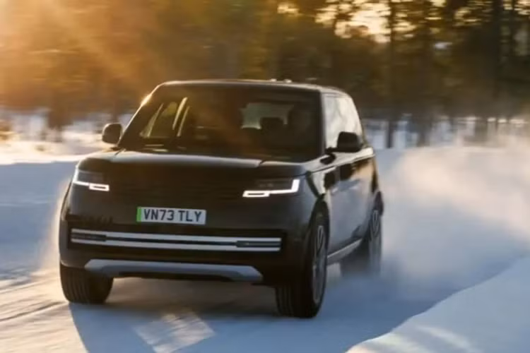 Công ty tuyên bố phần mềm này sẽ có các thuật toán BMS hàng đầu và một nền tảng đám mây mạnh mẽ để quản lý, tối ưu hóa và cải thiện hiệu suất, cũng như tăng cường phạm vi hoạt động và tốc độ sạc.