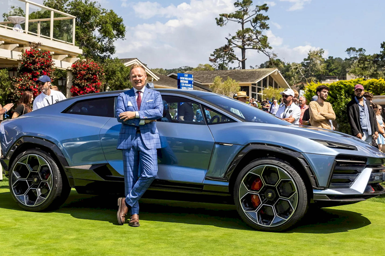 Dòng sản phẩm thứ 3 là mẫu gầm cao Urus ra đời vào khoảng cuối 2017, đầu 2018 và vẫn tiếp tục hiện diện cho đến ngày nay. Đến tháng 8/2023, Lamborghini cho trình diễn chiếc xe ý tưởng mang tên Lanzador và cho biết bản hoàn thiện của mẫu concept này sẽ trở thành dòng xe chủ lực thứ 4 của thương hiệu