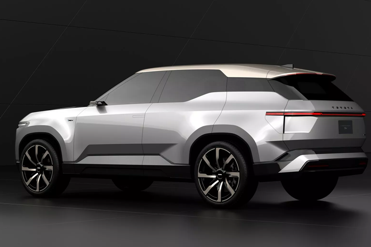 Mẫu concept được giới thiệu vào năm 2023 với tên gọi Toyota Land Cruiser SE 2026 mới, đây sẽ là chiếc SUV thuần điện kích thước lớn, hướng đến sự thoải mái, thực dụng hơn nếu so sánh với Land Cruiser (Prado) dòng J250 sắp ra mắt ở Bắc Mỹ.