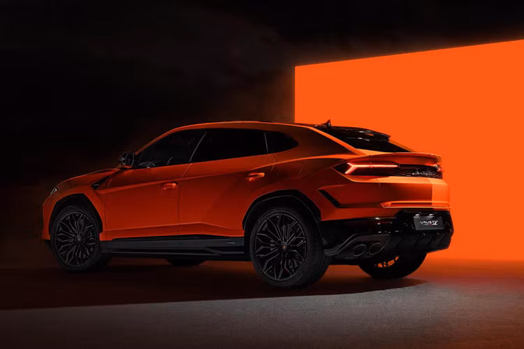 Tổng cộng, Lamborghini Urus SE có công suất tối đa 789 mã lực. Với con số này, SE trở thành phiên bản mạnh nhất của dòng siêu xe Lamborghini Urus tính đến thời điểm hiện tại.