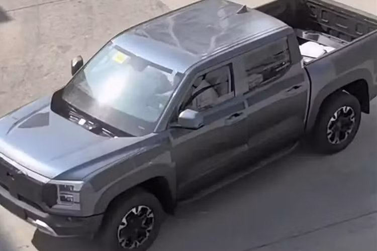 Theo kế hoạch, bán tải BYD Shark 2024 chạy điện sẽ chính thức được ra mắt tại Mexico vào ngày 14/5 tới đây. Được biết, hãng xe này cũng đang có ý định xây dựng một nhà máy lắp ráp ô tô và phân phối xe tại Việt Nam.