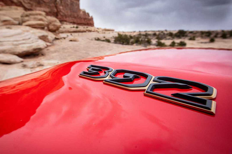 Chế độ số thấp với tỷ số truyền 48:1 và khả năng khóa bộ biến mô cho phép xe leo lên và thoát khỏi những con dốc gần như dựng đứng ngay từ mức vòng tua không tải của động cơ.