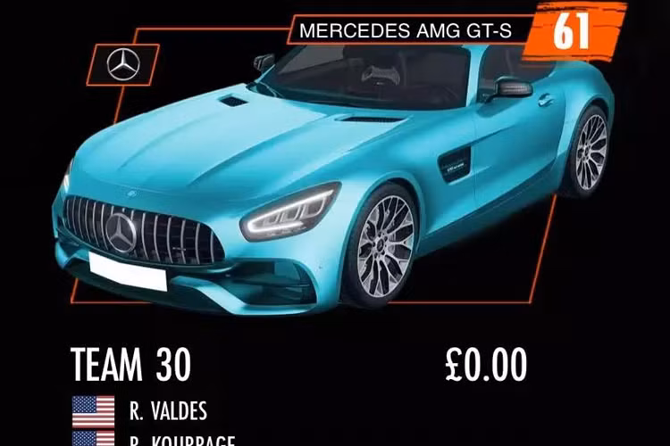 Hệ thống này giúp Mercedes-AMG GT R vận hành linh hoạt hơn khi ôm cua. Cụ thể, hệ thống này sẽ cho phép hai bánh trước xoay theo chiều ngược nhau ở vận tốc lên đến 100 km/h. Khi xe chạy ở vận tốc cao hơn 100 km/h, hai bánh trước sẽ xoay cùng chiều nhau để tăng độ ổn định.