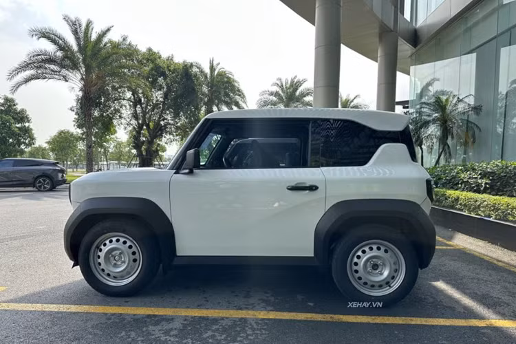 Hiện hãng xe VinFast đã chính thức khởi động chương trình đặt cọc sớm cho mẫu xe V 3 với giá ưu đãi đặc biệt. Chương trình này chỉ kéo dài trong ba ngày, từ 06h00 ngày 13/05 đến hết ngày 15/05/2024.