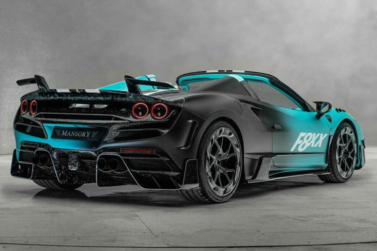 Mansory cũng đã nâng cấp cho xe về mặt hiệu năng. Xe cũng trang bị khối động cơ V8 tăng áp kép 3.9 lít và sau tinh chỉnh, xe sẽ có khả năng tạo ra công suất 868 mã lực và mô-men xoắn 960 Nm. Mức giá xe Ferrari F8 Spider độ Mansory hiện chưa công bố.
