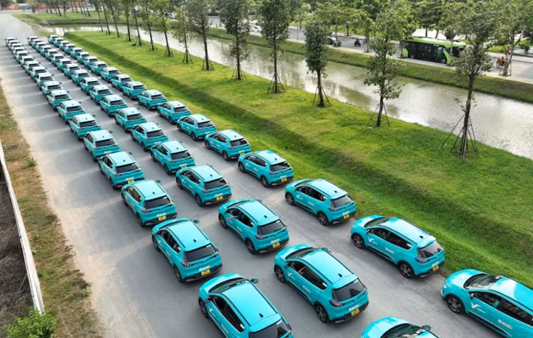 Xanh SM vuot moc 50 trieu luot khach hang sau mot nam ra mat