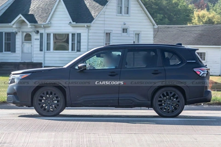 Theo công bố của nhà sản xuất, Subaru Forester thế hệ mới tiêu thụ 9 lít/100 km nhiên liệu trong đô thị, khoảng 7,12 lít/100 km trên đường trường và 8,11 lít/100 km ở điều kiện vận hành hỗn hợp.