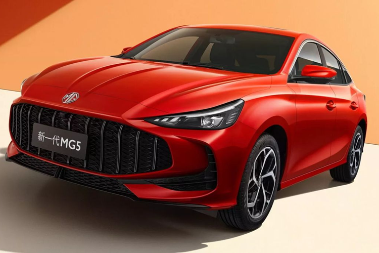 Thương hiệu MG đã công bố phiên bản mới của mẫu sedan MG5 2025 nâng cấp tại thị trường Trung Quốc, 5 năm sau khi thế hệ thứ hai ra mắt tại Triển lãm Ô tô Bắc Kinh 2020.