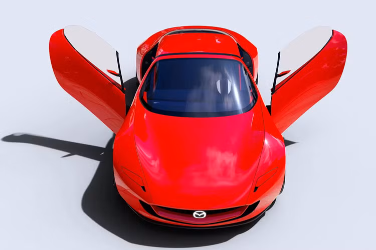 Điểm nhấn còn đến từ hệ truyền động hybrid với động cơ xoay tạo ra công suất 365 mã lực trong một chiếc xe chỉ nặng dưới 1,5 tấn. So với mẫu RX-8 trước đây, Iconic SP dài hơn ở tổng thể nhưng ngắn hơn ở trục cơ sở, tạo nên tỷ lệ phân bổ khối lượng hoàn hảo 50:50. Nó còn sở hữu cửa mở cánh bướm và nội thất tuyệt đẹp.