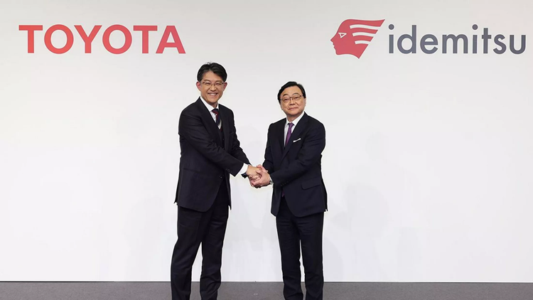 Pin the ran cho oto dien Toyota sac 10 phut, chay 1.200 km-Hinh-2