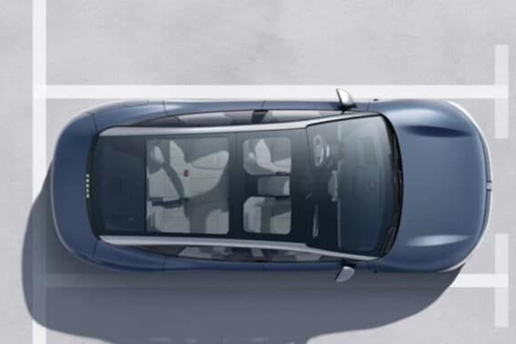 Đề bài của cuộc thi là đưa chiếc Zeekr 007 vào chỗ đỗ xe có bề ngang là 2060 mm. Đây được đánh giá là một tình huống không dễ xử lý đối với một chiếc sedan điện có chiều rộng lên tới 1.900 mm.