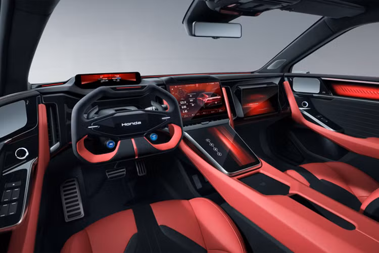 Xe được thiết kế bởi đội ngũ kỹ sư Trung Quốc, sở hữu hàng loạt công nghệ hiện đại như pin CATL, khoang lái thông minh của Huawei và hệ thống điều khiển bằng giọng nói của AI iFlytek.