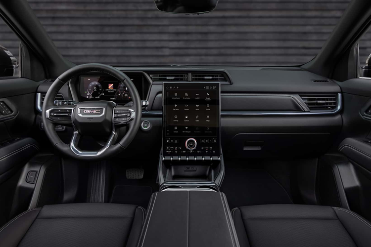 Đây là những trang bị tiêu chuẩn của dòng xe. Xe cũng được nâng cấp thêm với tổng cộng 15 hệ thống hỗ trợ người lái và Trợ lý Google cùng nhiều hệ thống khác. Xe còn có tùy chọn bao gồm cốp điện, cảm biến gạt mưa, kết nối điểm phát sóng 5G và 8 camera bên ngoài.