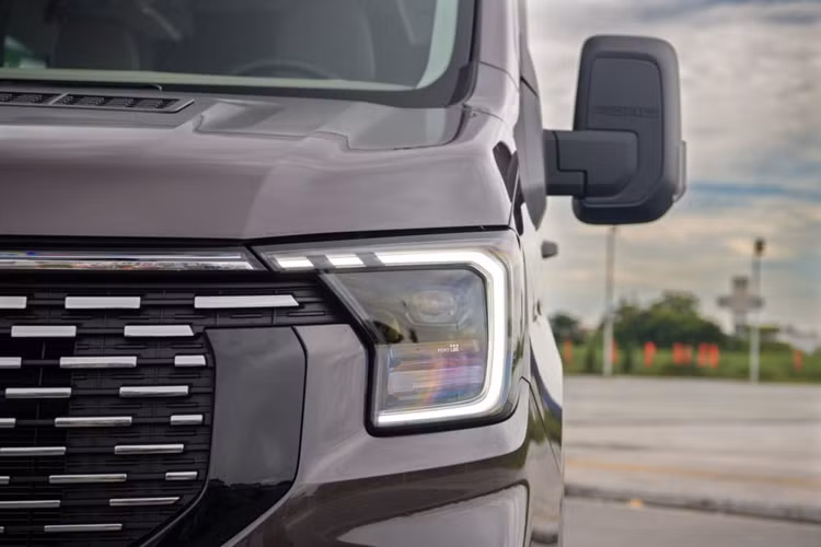 Trung tâm Điều hành Uptime: Đội ngũ điều phối viên Uptime được đào tạo đặc biệt chịu trách nhiệm theo dõi tình trạng xe, sắp xếp và phối hợp với doanh nghiệp lên lịch làm dịch vụ để phòng ngừa sự cố có thể xảy ra, giảm thiểu thời gian ngừng hoạt động của xe.