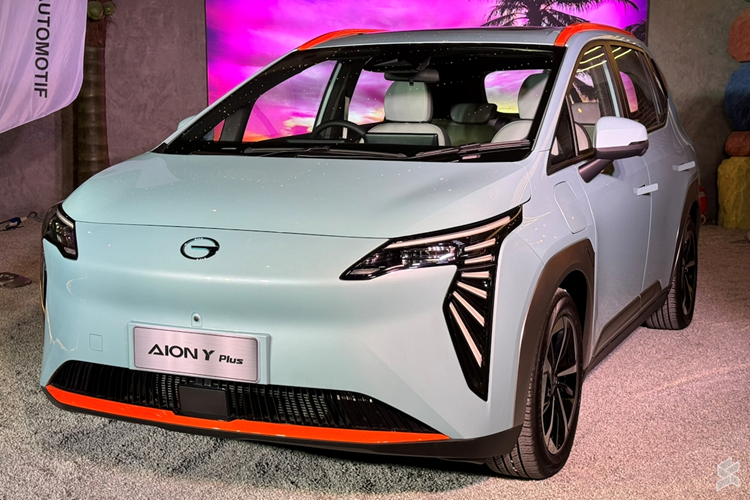 Đặc biệt, khách hàng khi hoàn cọc sẽ được tặng kèm theo 01 voucher trị giá 10 triệu đồng để chính mình hoặc bạn bè có thể dùng cho lần mua xe Aion tiếp theo. Chương trình có hiệu lực từ nay đến hết ngày 31/06/2024.