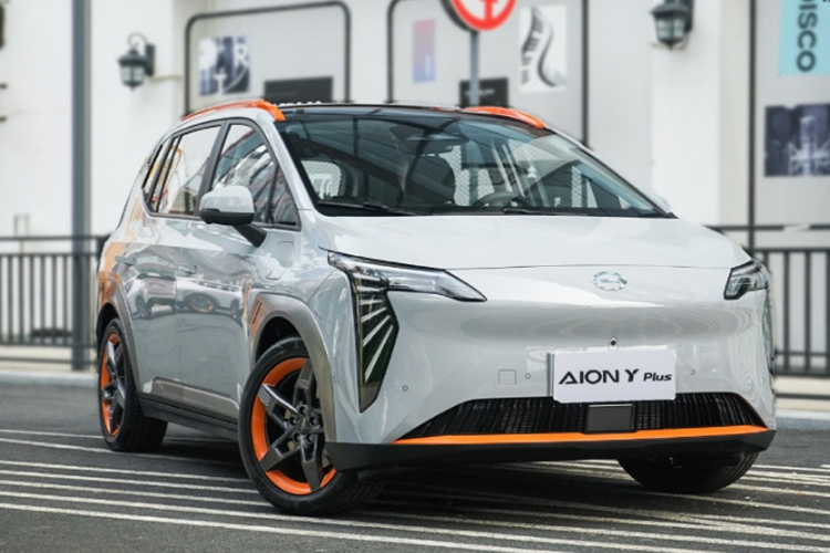 Trong nửa đầu của năm 2024, GAC Aion của Trung Quốc - hãng xe điện sắp ra mắt tại Việt Nam cũng có doanh số tương đối cao tại thị trường Thái Lan, xếp thứ 4 trong top 10 xe bán chạy nhất.