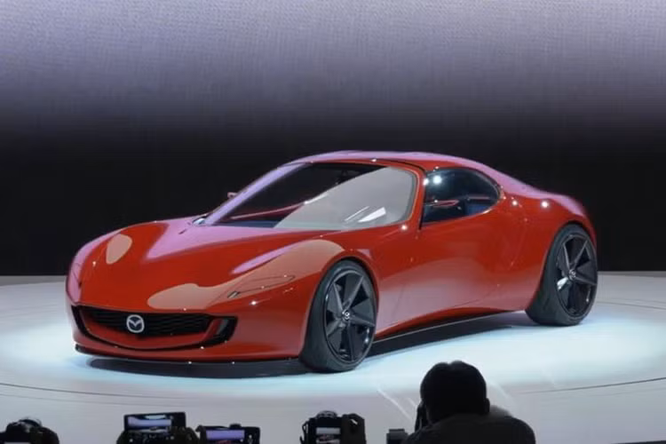Sau nhiều thông tin đồn đoán, mới đây, hãng xe Nhật Bản đã chính thức xác nhận phiên bản sản xuất Mazda Iconic SP thương mại sẽ xuất hiện trên thị trường trong vài năm tới.
