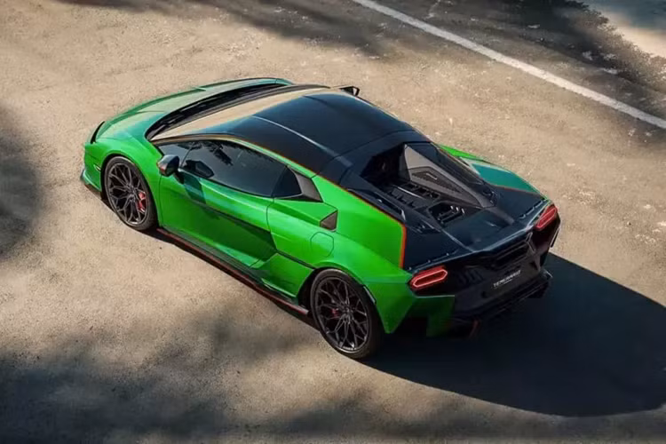 Cựu nhân viên Audi, Rouven Mohr chia sẻ với Top Gear rằng công suất 789 mã lực mà hệ thống truyền động V8 mới của siêu xe Lamborghini Temerario này hiện đang tạo ra chỉ là bước khởi đầu và cả hệ thống đốt trong và điện đều có thể mang lại nhiều hơn thế nữa.