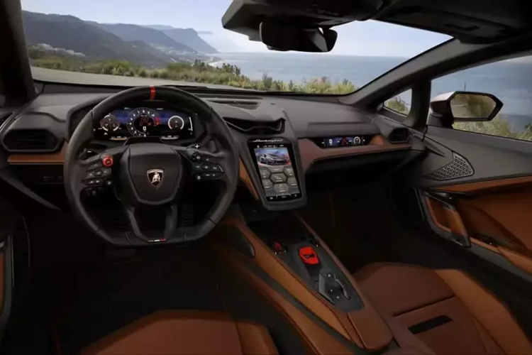 Động cơ V8 của Lamborghini Temerario tăng áp kép 10.000 vòng/phút mới có dung tích 4.0 lít, do đó tạo ra công suất 789 mã lực tính đến thời điểm hiện tại, lớn hơn nhiều so với động cơ V10 hút khí tự nhiên của Huracan cũ có thể mơ ước chỉ 601 mã lực hay ngay cả động cơ STO sẵn sàng cho đường đua cũng chỉ đạt công suất tối đa 631 mã lực.