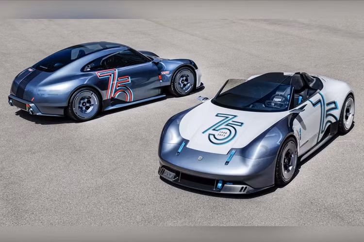  Vision 357 Concept, Vision 357 Speedster Vào tháng 1/2023, Porsche đã tiết lộ một mẫu concept rất cổ điển có tên Vision 357, rõ ràng được lấy cảm hứng từ mẫu xe thể thao 356 thời xưa. 6 tháng sau đó, Porsche giới thiệu thêm phiên bản không có mui của mẫu concept này với tên gọi Vision 357 Speedster.