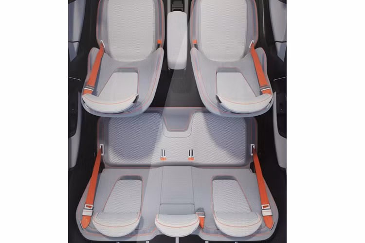 Các tính năng đáng chú ý khác trên Skoda Epiq bao gồm: vô lăng hai chấu tương lai tích hợp nút bấm, cửa gió điều hòa siêu mỏng, chìa khóa kỹ thuật số di động và ngăn chứa sạc không dây nằm bên dưới cụm nút bấm vật lý trên bảng điều khiển trung tâm.