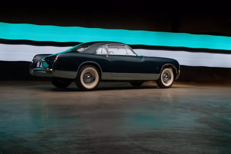 Hiện tại, chiếc Chrysler Styling Special của Ghia này vẫn ở trong tình trạng tốt nhưng một số chi tiết bề mặt sơn cần được khắc phục nhằm tạo nét hoàn hảo cho xe. Được biết, mẫu xe này dự kiến sẽ có giá từ 500.000 Đô đến 650.000 Đô khi tìm được chủ sở hữu mới trong cuộc đấu giá sắp tới.