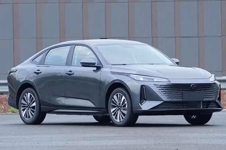 Changan sap ra mat oto dien khong can sac, chi can doi pin