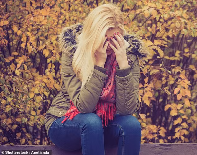 Cách nào để thoát khỏi xu hướng thay đổi tâm trạng và giảm năng lượng theo mùa?