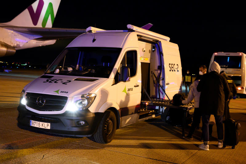 Tây Ban Nha đã ban hành những biện pháp khẩn cấp để ngăn chặn sự bùng phát của dịch bệnh do virus corona chủng mới (SARS-CoV-2) gây ra trong bối cảnh số ca nhiễm và tử vong ở nước này đã tăng gấp ba kể từ ngày 9/3. Ảnh: Reuters. Mời độc giả xem thêm video: WHO chính thức đặt tên cho virus corona mới là SARS-CoV-2 (Nguồn video: VTC1)