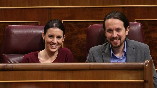 Về đời tư, bà Montero là vợ của Phó Thủ tướng Pablo Iglesias - lãnh đạo Đảng Podemos. Ảnh: ED.