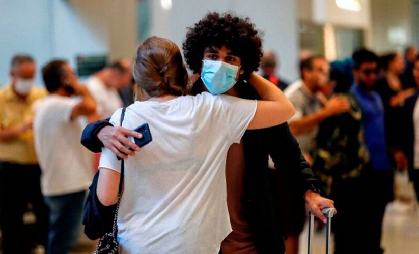 Tong thong Brazil di nguoc lai the gioi khi cho rang Covid-19 khong nguy hiem-Hinh-19