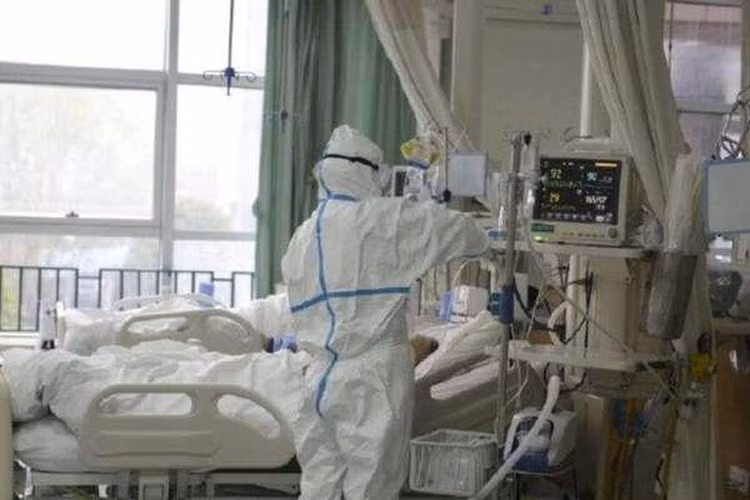 Những ca này chưa bao giờ được cộng vào tổng số ca tử vong do Ủy ban Y tế Quốc gia công bố, do các bệnh nhân chưa được xét nghiệm Covid-19 trong bối cảnh bệnh viện quá tải.