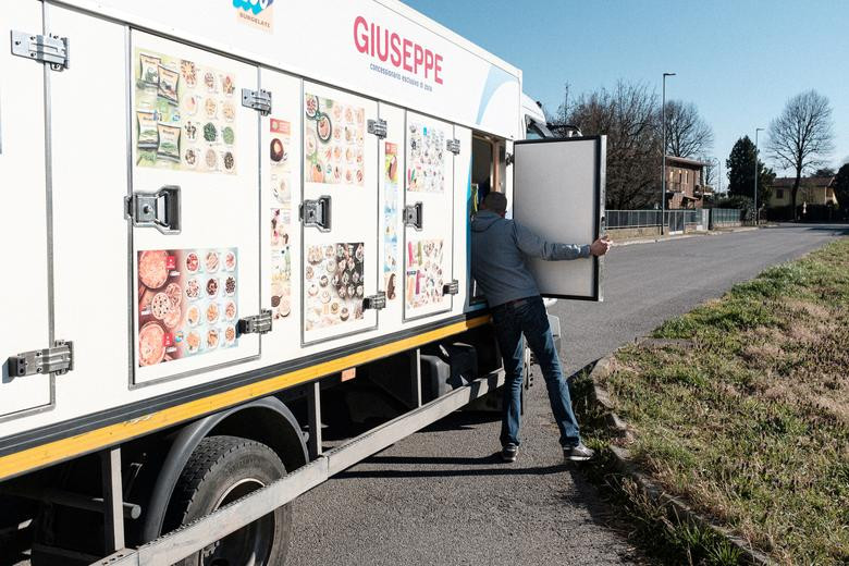 Bat ngo cuoc song trong vung do virus corona o 