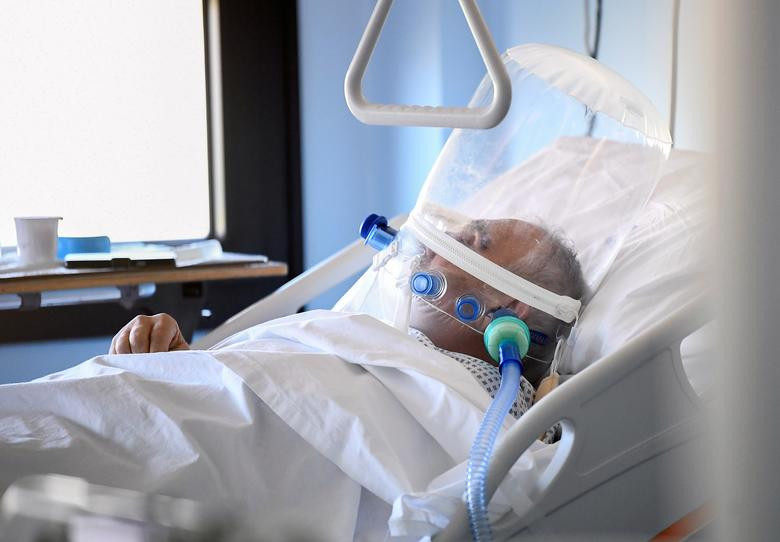 Được biết, nhiều người thiệt mạng vì virus SARS-CoV-2 ở Italy là những bệnh nhân cao tuổi và có bệnh nền. Mời độc giả xem thêm video: Cách nhận biết người có biểu hiện nhiễm virus corona (Nguồn video: VTC1)