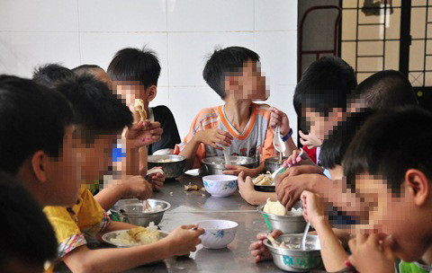 Vụ hành hạ trẻ HIV: 