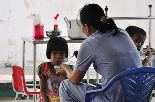 Vụ hành hạ trẻ HIV: 