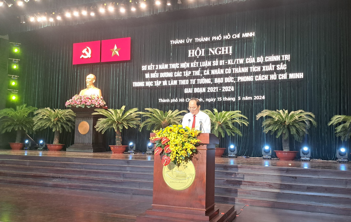 Nhieu tap the, ca nhan am tham cong hien de phat trien TP HCM-Hinh-2