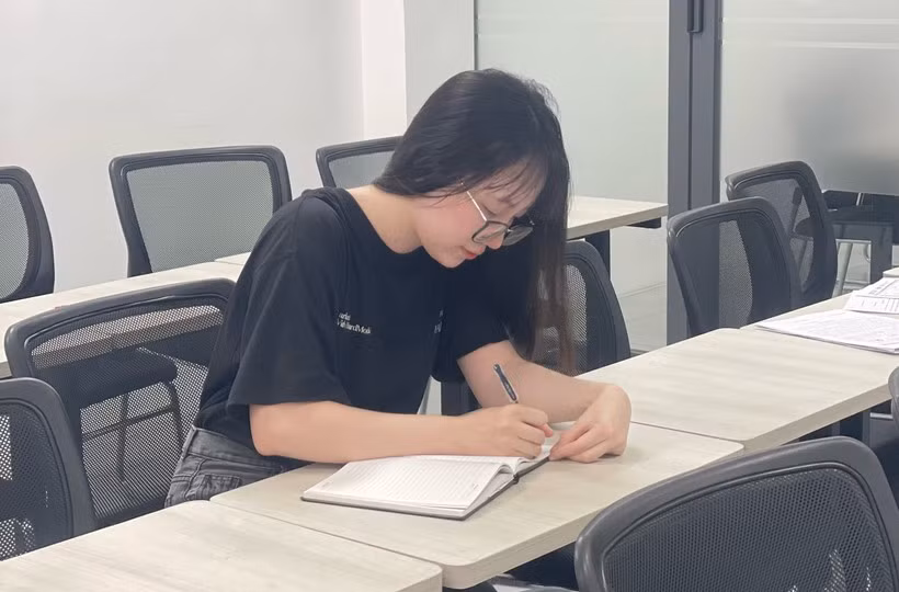 Co gai dam me nghien cuu rau cu gianh giai Global Winner-Hinh-3