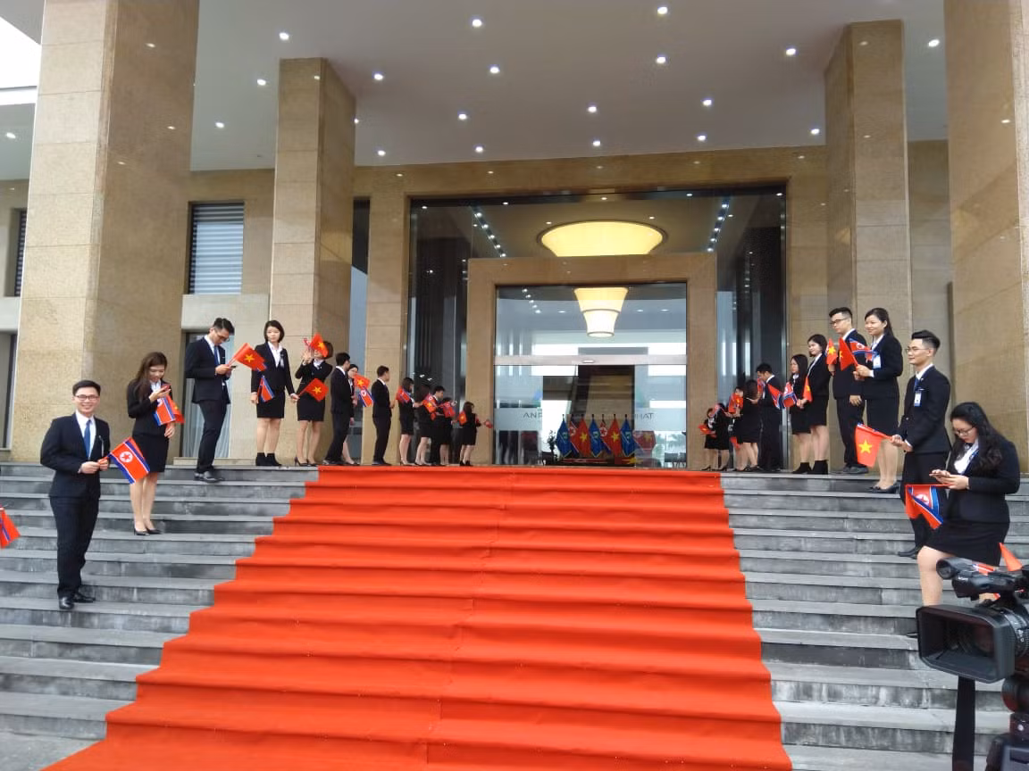 Doan dai bieu cap cao Trieu Tien tham tinh Hai Duong-Hinh-3