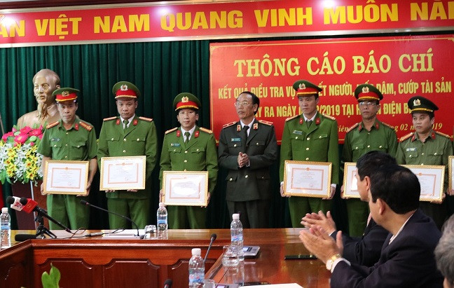 Nu sinh ban ga o Dien Bien bi sat hai: Co xung dang duoc khen thuong?-Hinh-2