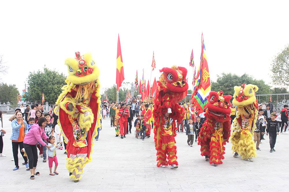 Không khí phấn khởi tại Lễ hội Khai bút đầu xuân. 