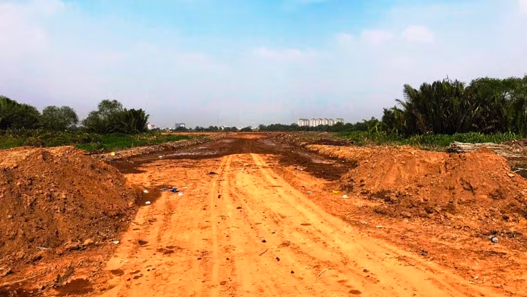 Đến thời điểm này đã có 2 nhà đầu tư uy tín trên thế giới mong muốn được đầu tư Khu liên hợp TDTT Rạch Chiếc. Theo lãnh đạo Sở Văn hóa - Thể thao TP.HCM, cả 2 nhà đầu tư sẽ tự ứng vốn khi xây dựng phương án thiết kế nhằm giúp TP tiết kiệm ngân sách và đẩy tiến độ nhanh hơn.