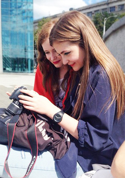 Khi có thời gian, cô bạn này thường xuyên tìm hiểu về đất nước, con người và văn hóa của mảnh đất hình chữ S.