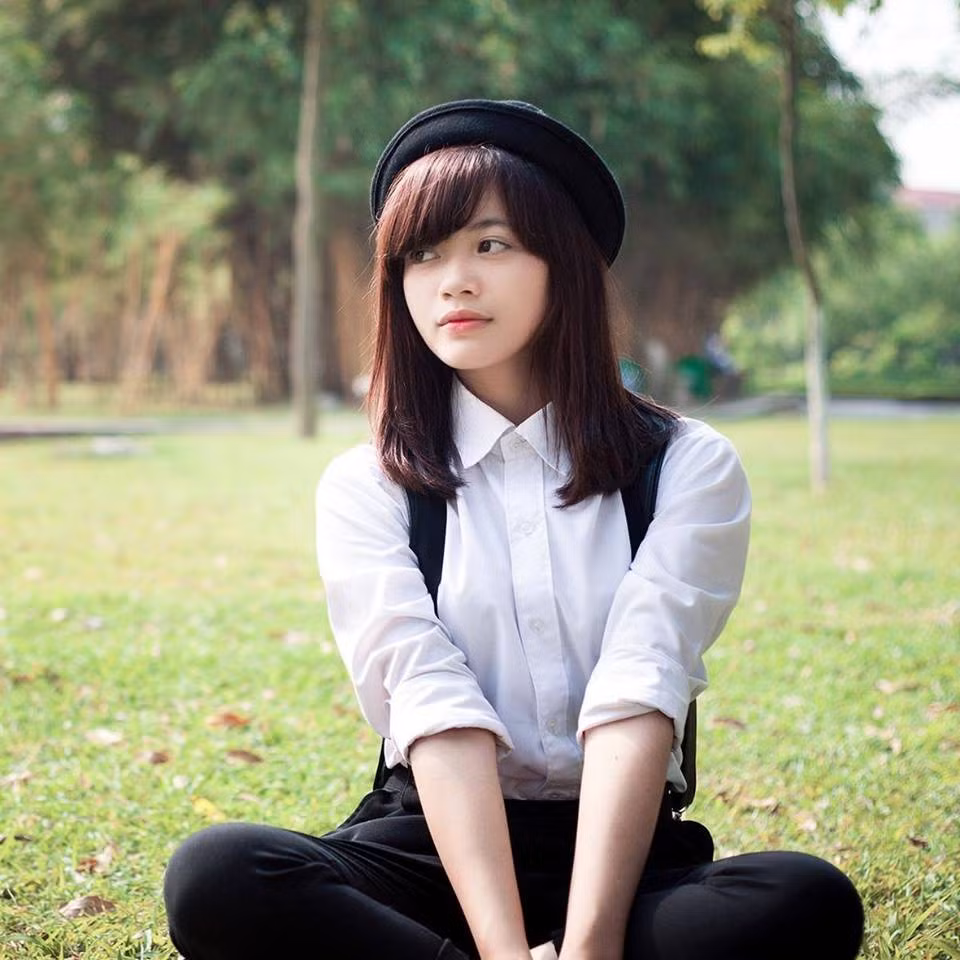 Phía Như Quỳnh, sau những cuộc tranh luận, xì xào vài ngày qua, cô đã tiết lộ sự thật về bức ảnh của mình. Như Quỳnh cho biết bộ ảnh cô gái bán mía xinh đẹp thực chất chỉ là một bộ ảnh nghệ thuật mà cô cố ý trao đổi với nhiếp ảnh gia để cùng thực hiện. Mục đích thực hiện bộ ảnh này của Như Quỳnh là muốn ghi lại kỷ niệm cùng với những công việc gần gũi, quen thuộc hàng ngày ở gần nơi cô sinh sống.