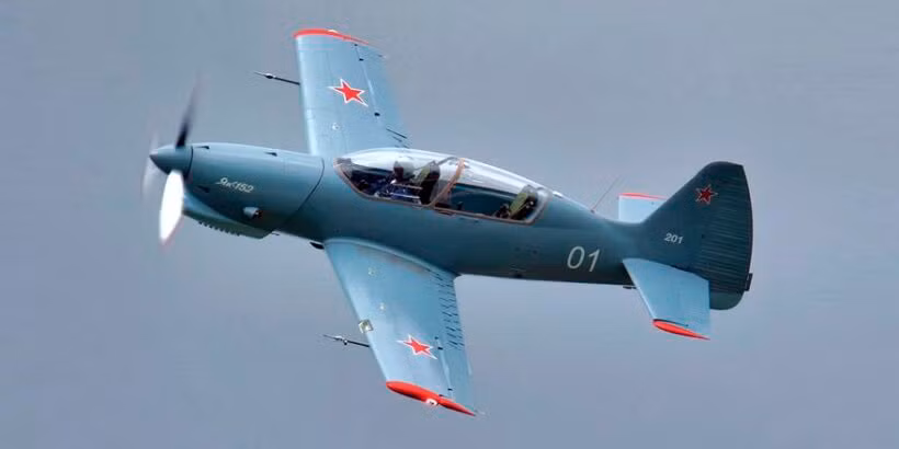 Đại diện công ty cho biết trong quá trình thử nghiệm, các đặc tính bay chính của máy bay đã được xác nhận. Ban đầu, công ty này dự định hoàn thành thử nghiệm và bắt đầu giao cho Quân đội Nga vào năm 2021, nhưng kế hoạch đã bị thay đổi đáng kể.